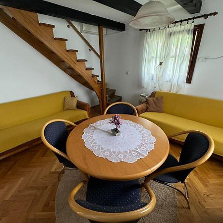 Holiday Home Manda Tounj Екстериор снимка