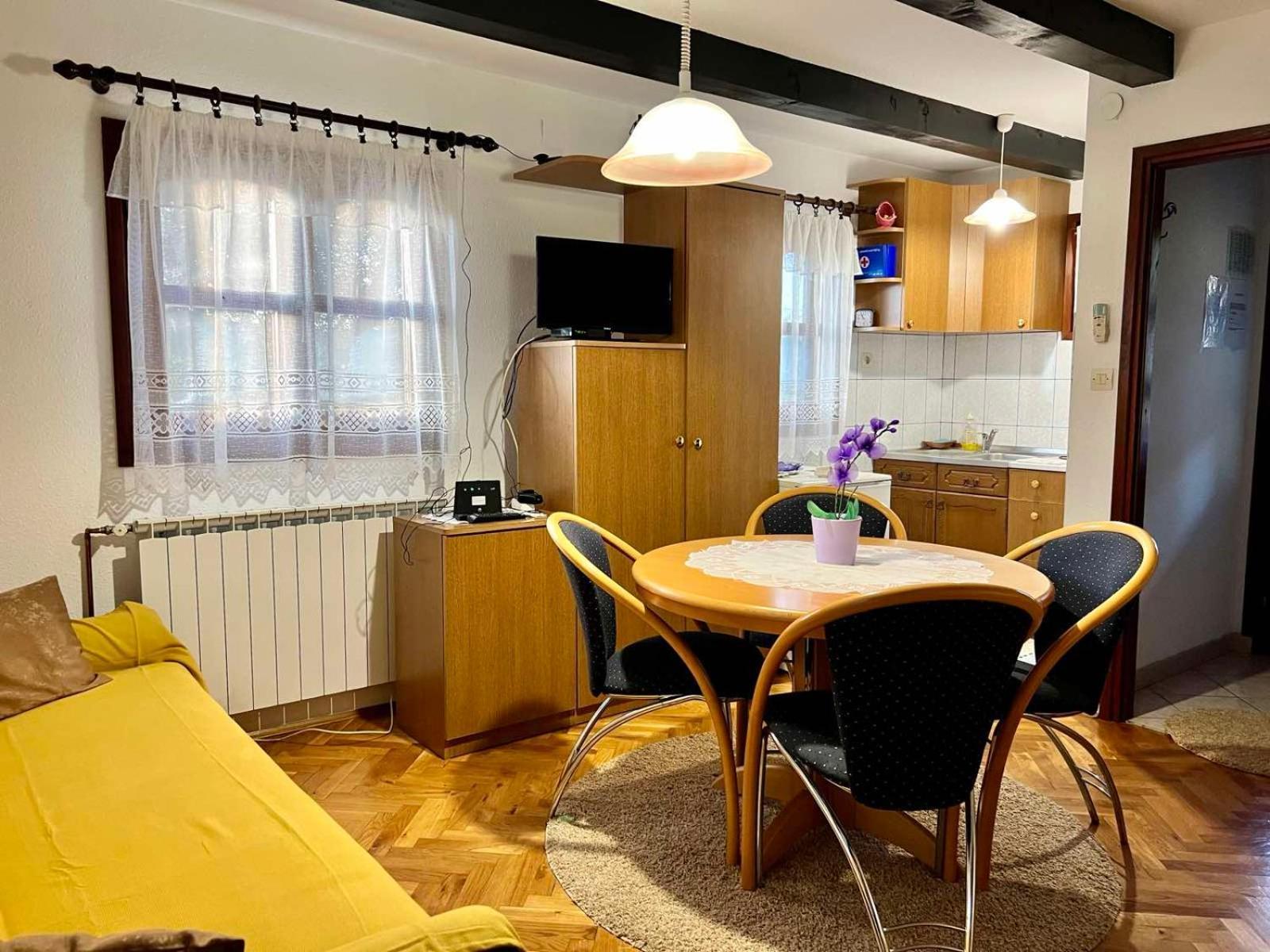 Holiday Home Manda Tounj Екстериор снимка