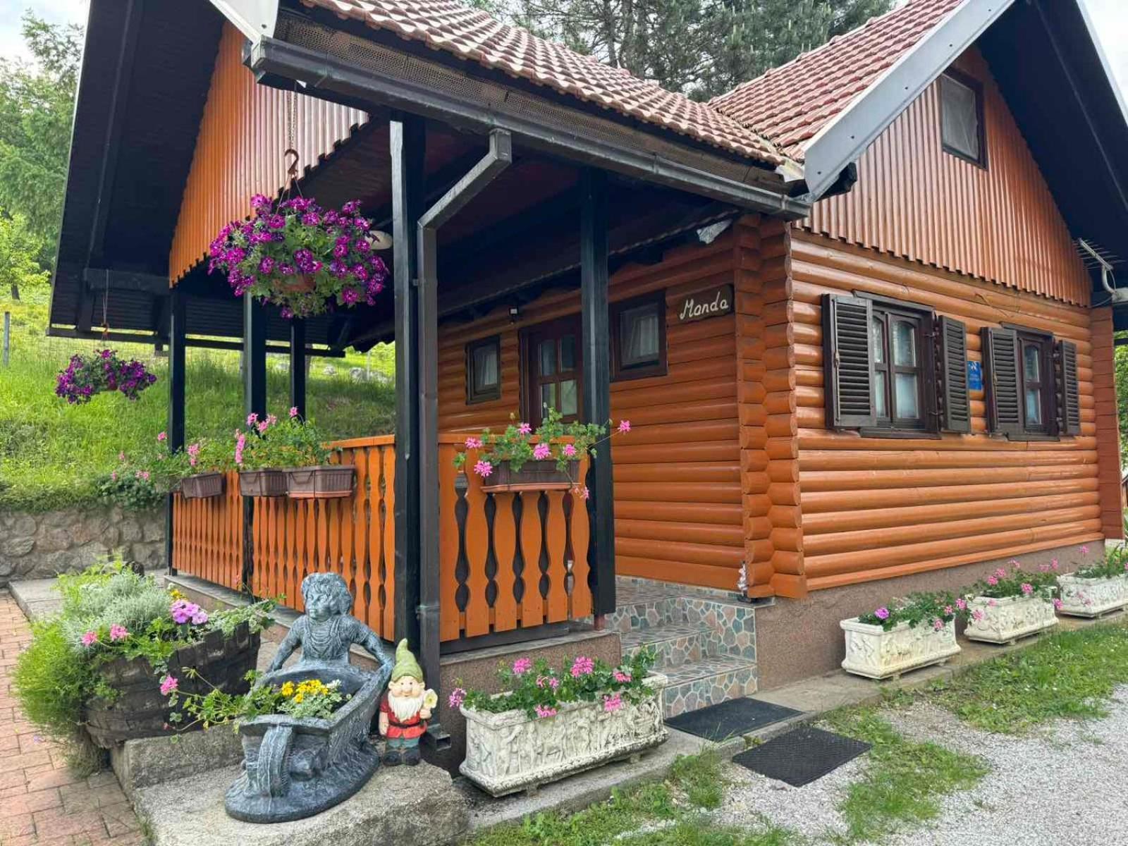 Holiday Home Manda Tounj Екстериор снимка